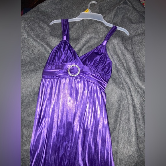 Purple dinner dress - Picture 2 of 4